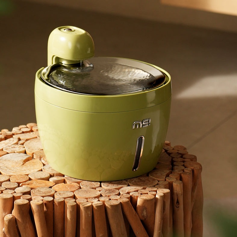 The makesure Wireless Pet Water Fountain -green